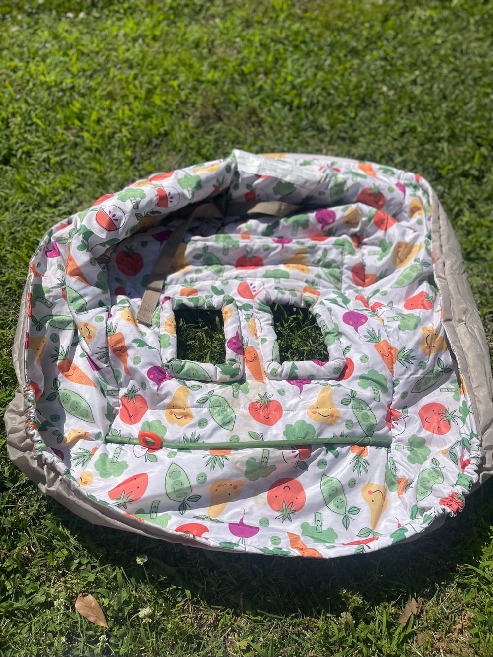 Shopping Cart / High Chair Cover – Veggie Print